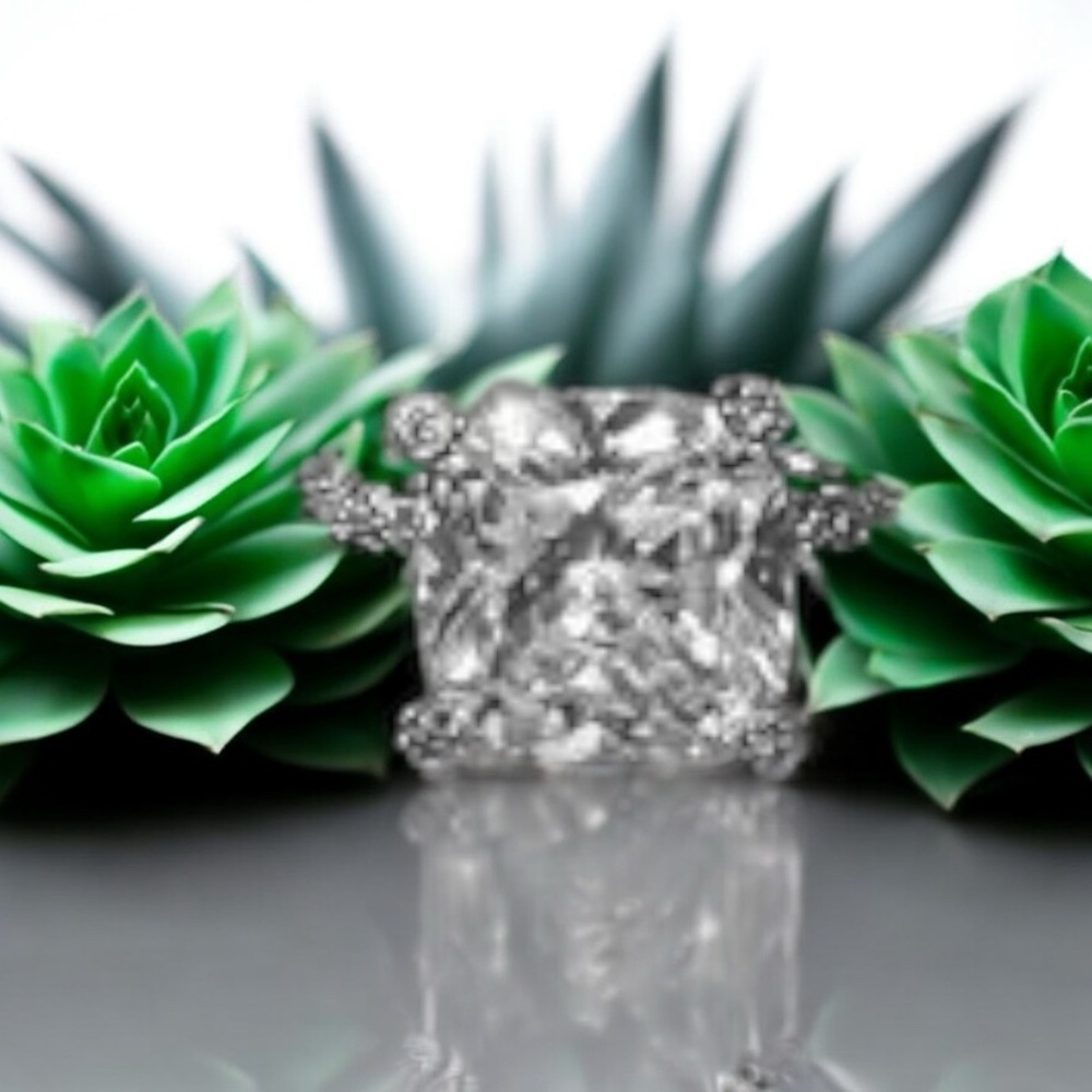 Vintage NWT’s Cubic Zirconia Statement Ring Size 7 approx 1.5 carats
